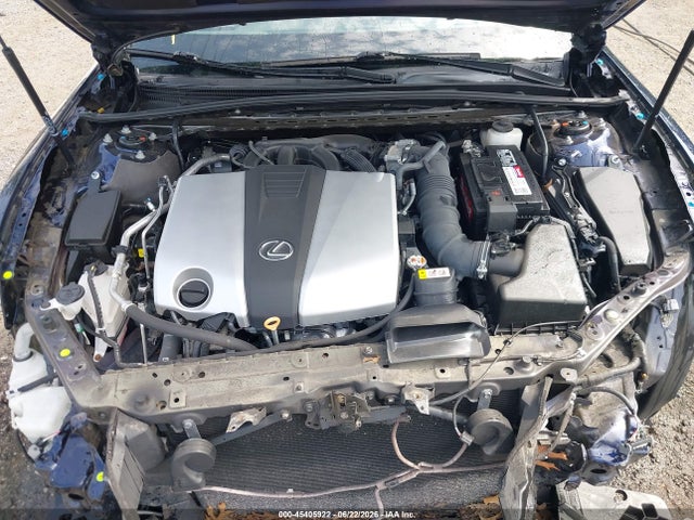 صورة 10 لـ 2021 Lexus ES 350