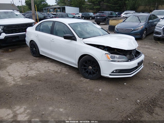 2015 VOLKSWAGEN JETTA 1.8T SPORT