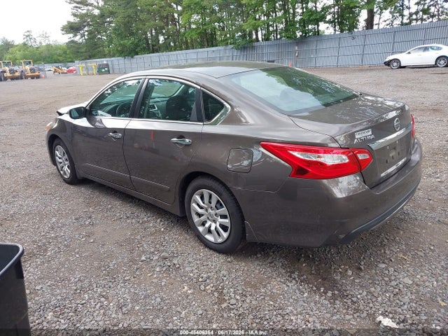 2016 Nissan ALTIMA 2.5 S — фото 3