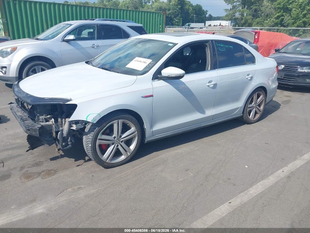 صورة 2 لـ 2017 Volkswagen JETTA GLI