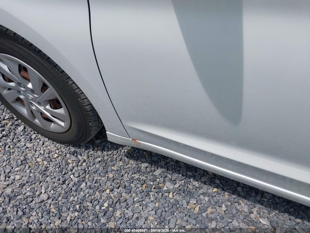 2020 Hyundai ELANTRA SE photo 6