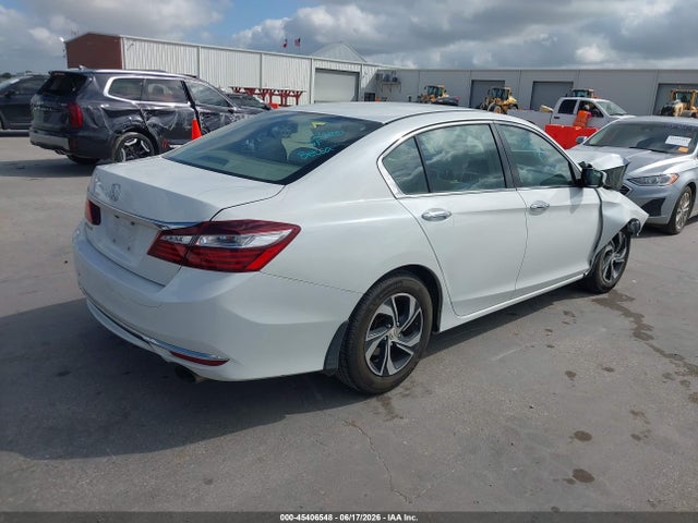 2017 Honda ACCORD LX — фото 4