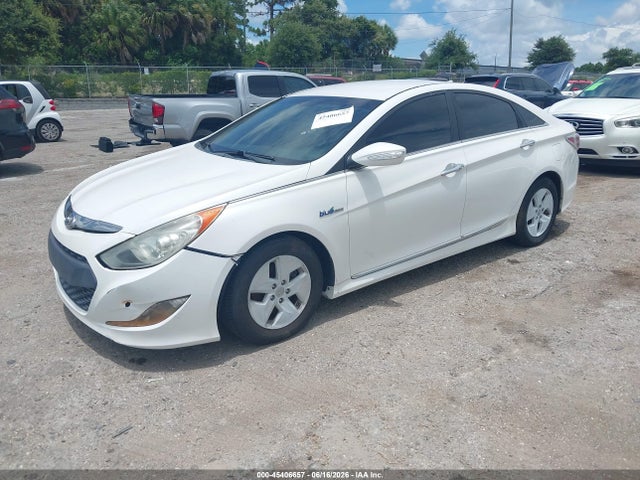 2012 Hyundai SONATA HYBRID thumbnail 2
