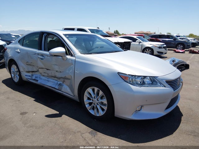 2015 Lexus ES 300H 照片 6