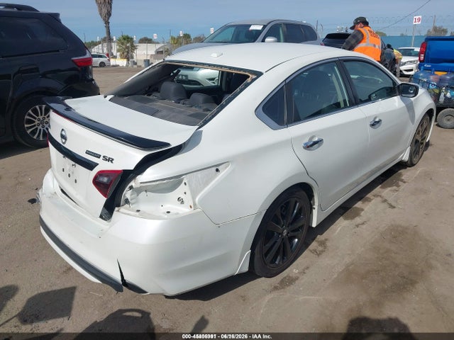 2018 Nissan ALTIMA 2.5 SR — фото 3