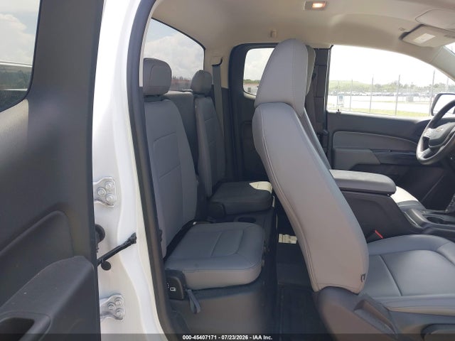 2017 CHEVROLET COLORADO 2WD WT 8