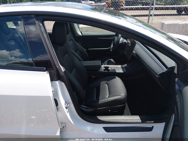 2022 Tesla MODEL 3 LONG RANGE DUAL MOTOR ALL-WHEEL DRIVE 照片 5