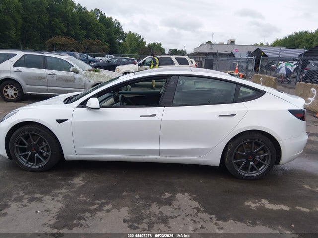 2022 Tesla MODEL 3 LONG RANGE DUAL MOTOR ALL-WHEEL DRIVE 缩略图 14