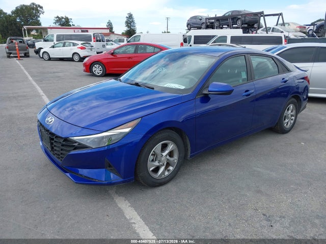 2021 Hyundai ELANTRA SE 照片 2