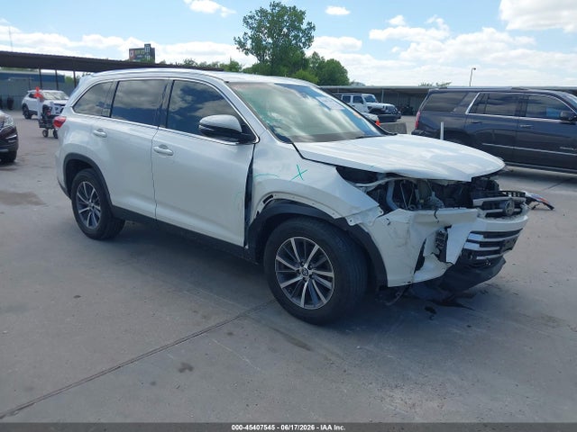 2019 TOYOTA HIGHLANDE XLE