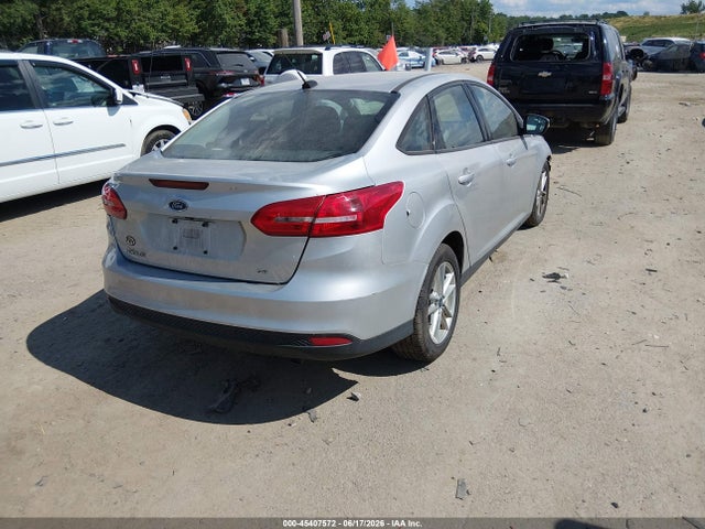 صورة 4 لـ 2016 FORD FOCUS SE