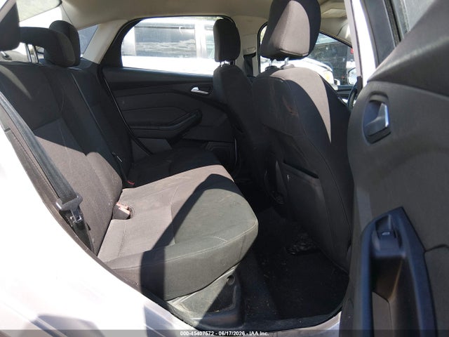 صورة 8 لـ 2016 FORD FOCUS SE