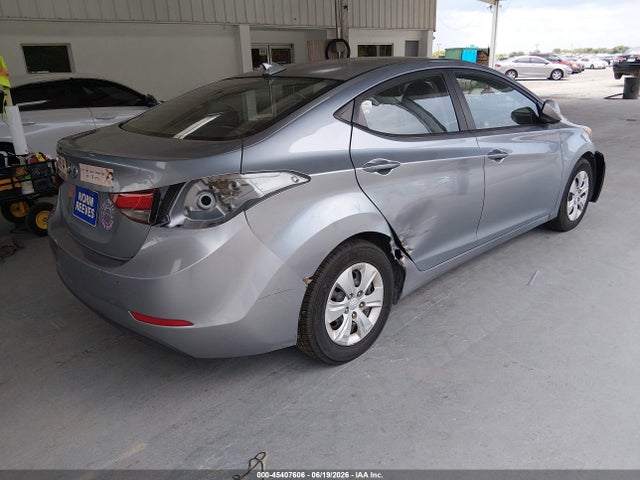 2016 Hyundai ELANTRA SE 照片 4