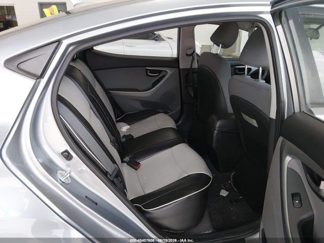 2016 Hyundai ELANTRA SE 照片 8