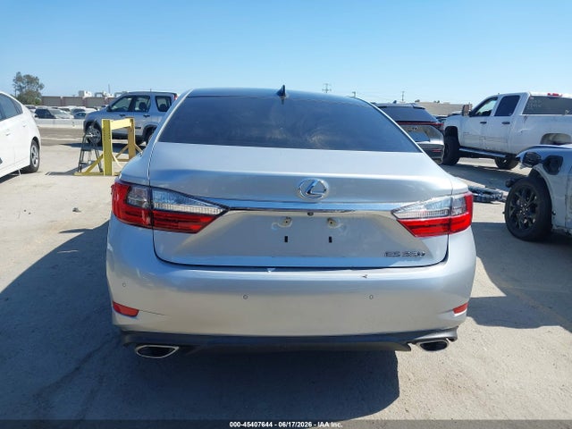 صورة مصغرة 17 لـ 2018 Lexus ES 350