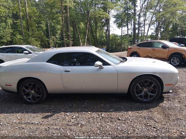 2019 Dodge CHALLENGER SXT 缩略图 13