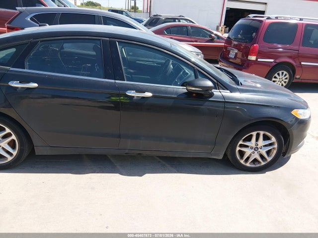 2013 FORD FUSION SE 缩略图 14