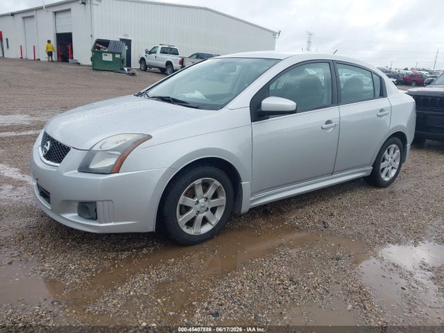 صورة 2 لـ 2012 Nissan SENTRA 2.0 SR