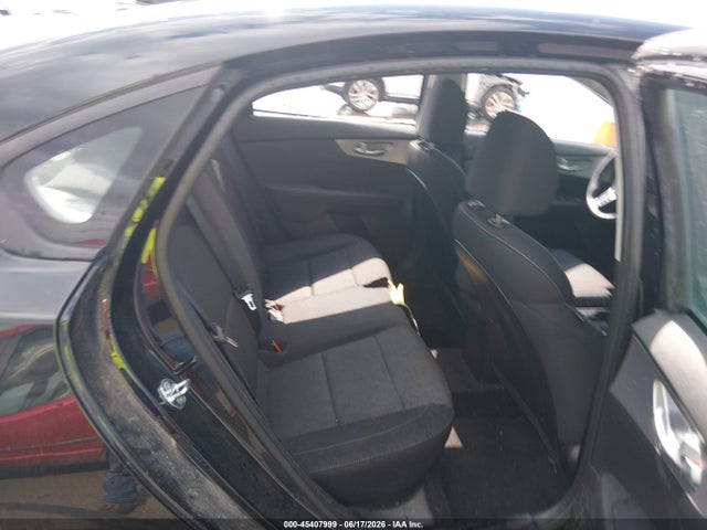 صورة 8 لـ 2022 KIA FORTE LXS