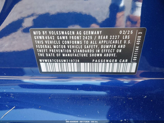 صورة 9 لـ 2025 Volkswagen GOLF R 2.0T