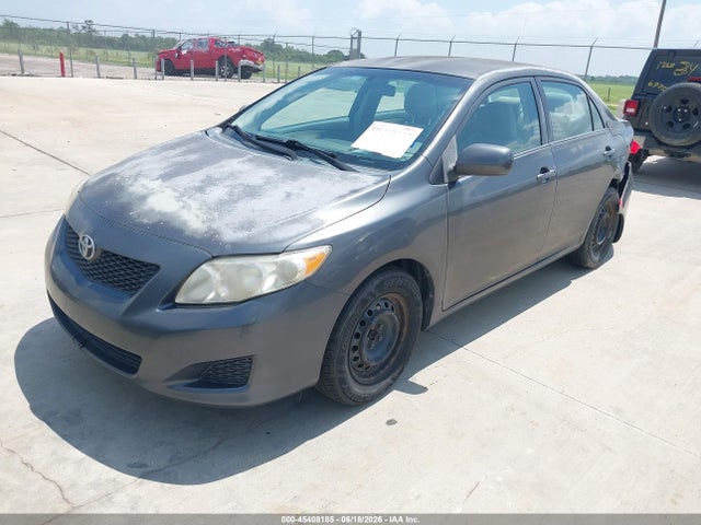 2010 Toyota COROLLA LE photo 2