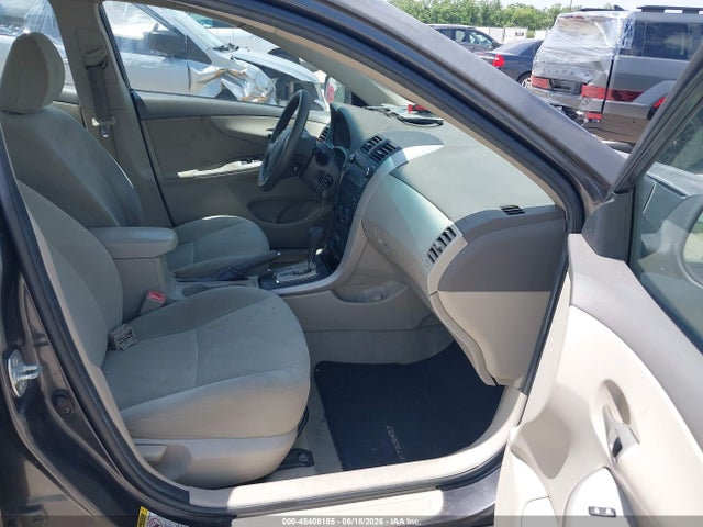 2010 Toyota COROLLA LE photo 5