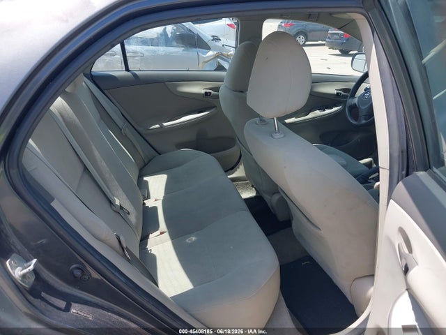 2010 Toyota COROLLA LE photo 8