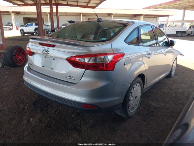 2014 FORD FOCUS SE — фото 4