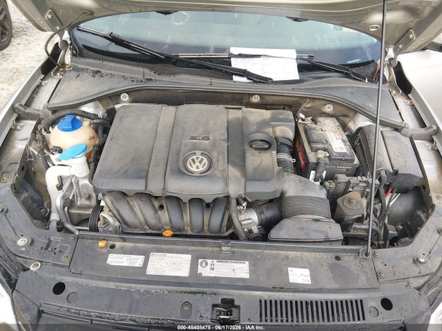2013 Volkswagen PASSAT S 照片 10