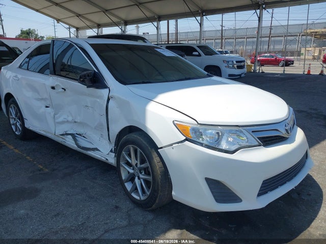 2012 Toyota CAMRY LE photo 6