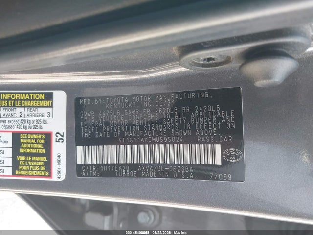 2021 Toyota CAMRY SE photo 9