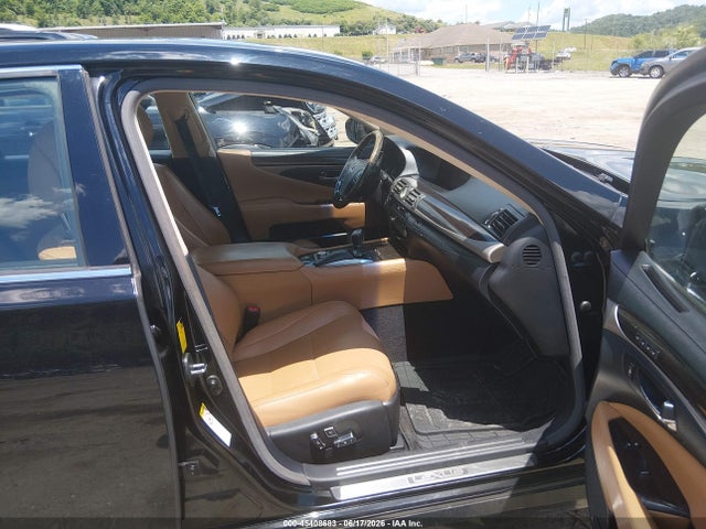 2013 Lexus LS 460 L photo 5