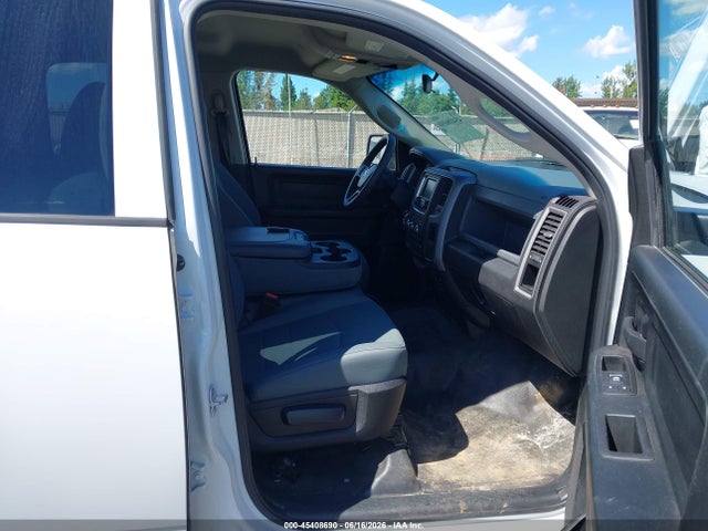 2018 RAM 1500 TRADESMAN 4X4 5'7 BOX — фото 5