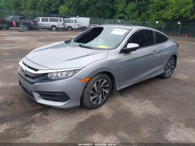 2016 Honda CIVIC LX-P — фото 2