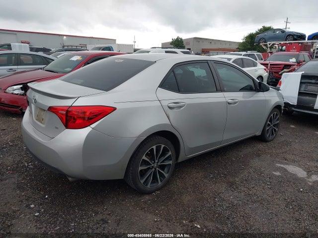 2017 Toyota COROLLA SE 照片 4