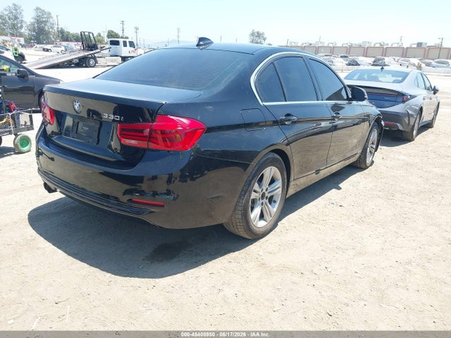 2018 BMW 330I — фото 4