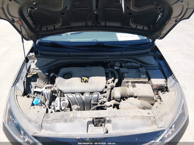 صورة 10 لـ 2020 Hyundai ELANTRA SE