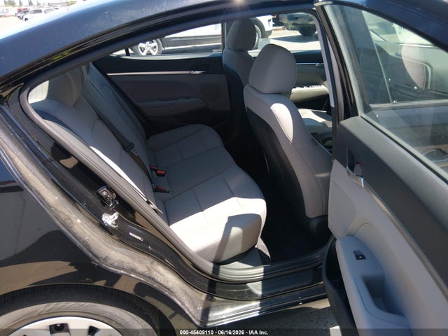 صورة 8 لـ 2020 Hyundai ELANTRA SE