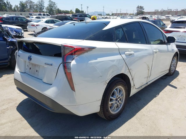 2016 Toyota PRIUS TWO thumbnail 4