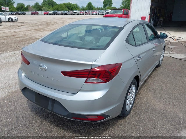 2020 Hyundai ELANTRA SE 照片 4