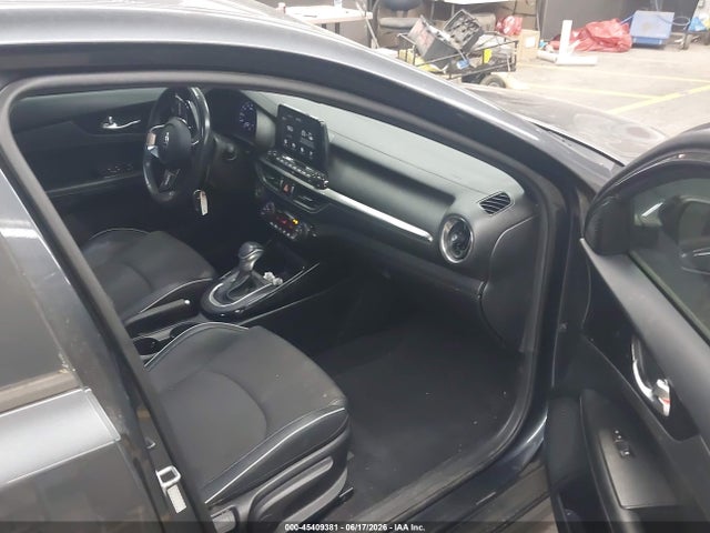 صورة 5 لـ 2020 KIA FORTE GT-LINE