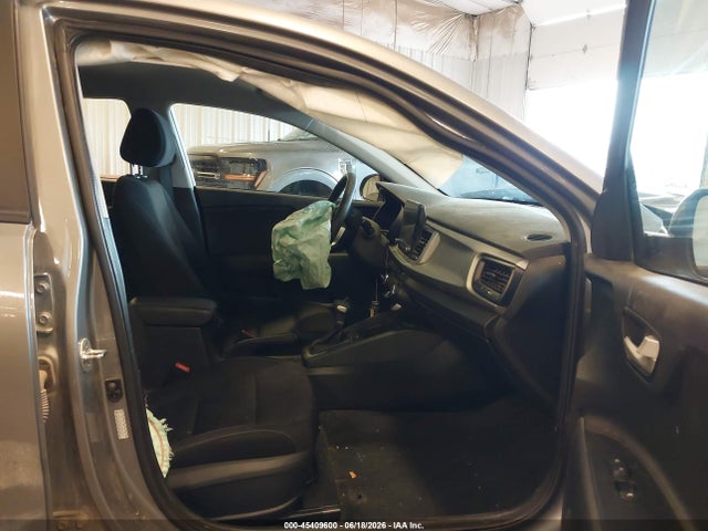 2021 KIA RIO S 照片 5