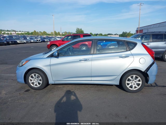 2012 Hyundai ACCENT GS 缩略图 14