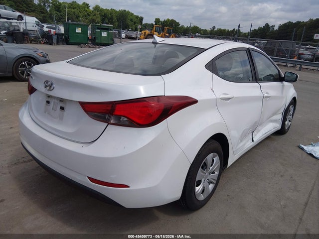 صورة 4 لـ 2016 Hyundai ELANTRA SE