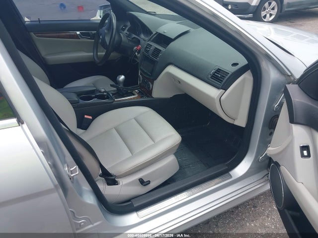 2010 Mercedes-BENZ C 300 SPORT 照片 5