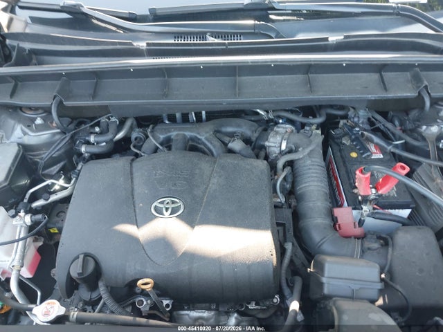 2021 TOYOTA HIGHLANDER XLE 10