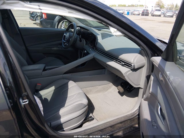 2023 Hyundai ELANTRA SEL 照片 5