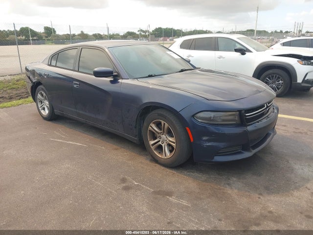2016 Dodge CHARGER SE — фото 1