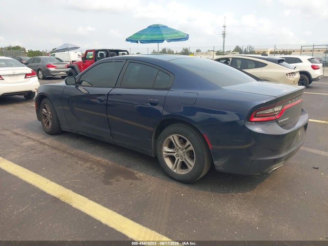2016 Dodge CHARGER SE — фото 3