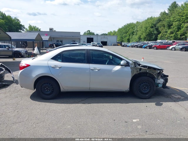 صورة مصغرة 13 لـ 2017 Toyota COROLLA LE